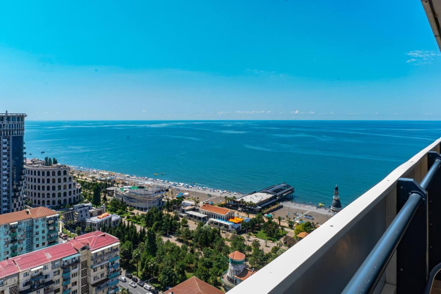 Orbi City Block A Floor 10 Room 40 Батумі Екстер'єр фото
